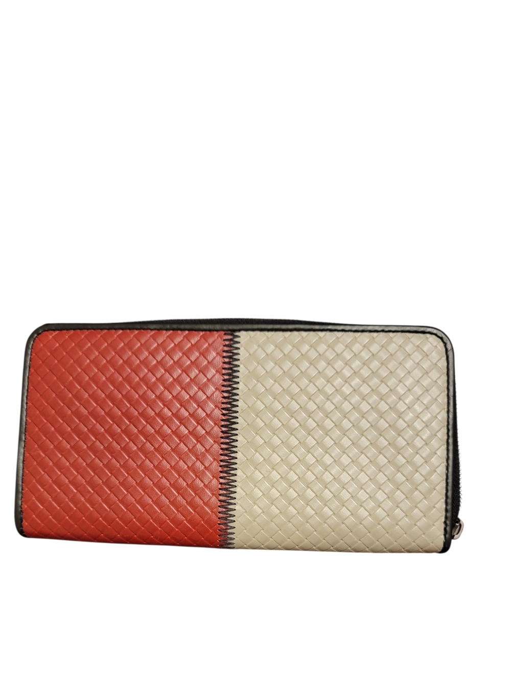 Bottega Veneta Woven Two-Tone Zip Wallet - Red and Cream